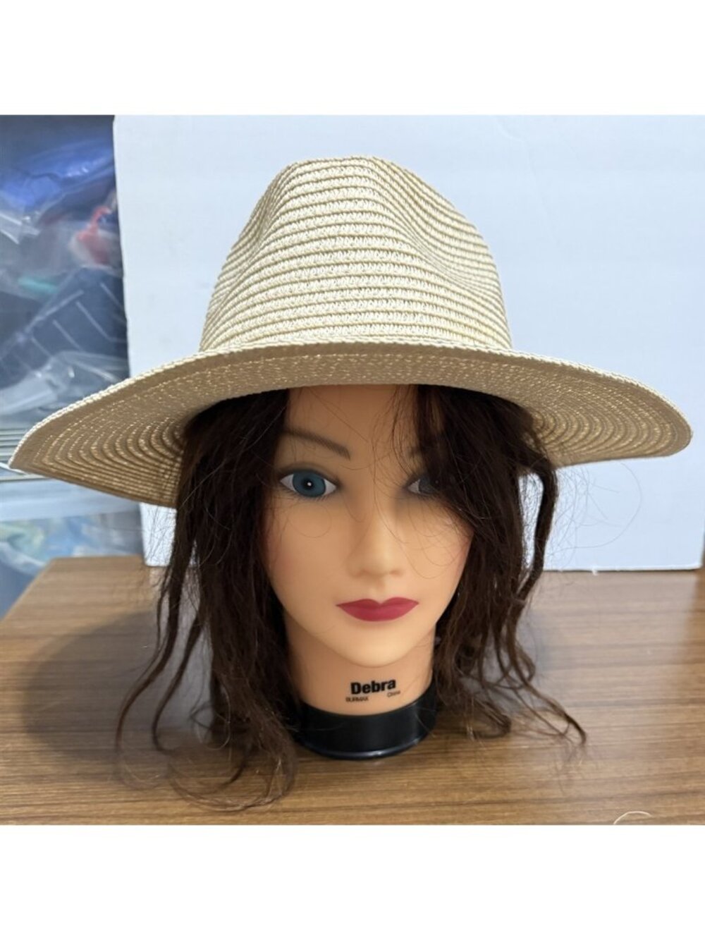 Bindya New York Straw Sun Hat Womens Tan Cowrie Shell Bead Beach Summer